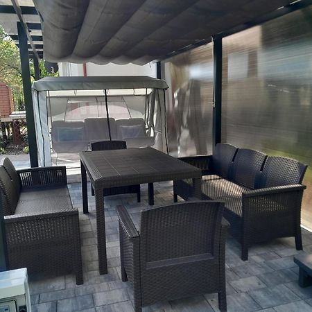 פז'מיסל Domek Pod Brzozami Z Jacuzzi ,Grillem I Tarasem מראה חיצוני תמונה