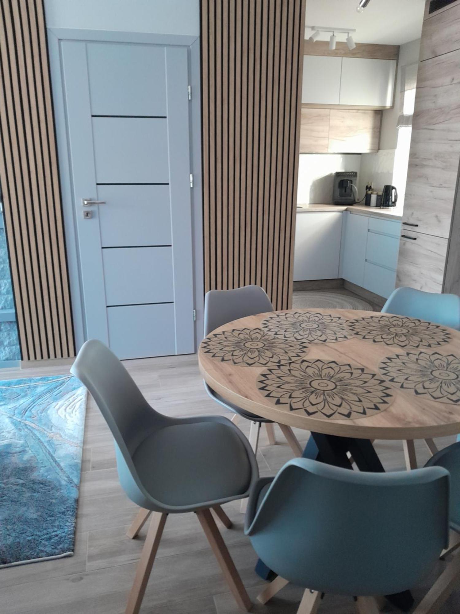 פז'מיסל Domek Pod Brzozami Z Jacuzzi ,Grillem I Tarasem מראה חיצוני תמונה